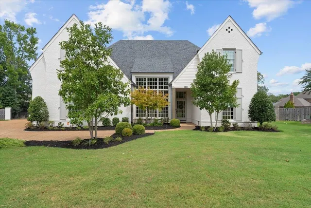 $1,425,000 | 10394 North Duncan Woods Lane, Collierville, TN 38017