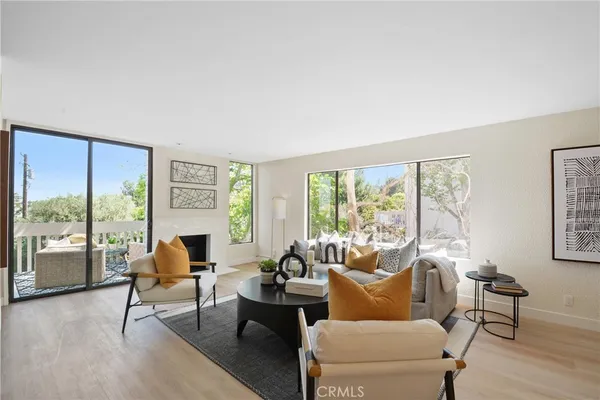 $1,190,000 | 3618 West Estates Lane, Unit A, Rolling Hills Estates, CA 90274