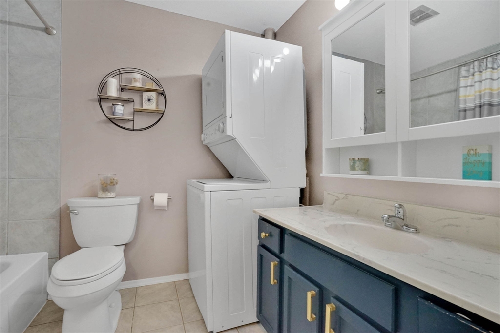 555 Russell Road, Unit U A3 Westfield, MA 01085 - Photo 23 of 32 Gallery Image 23