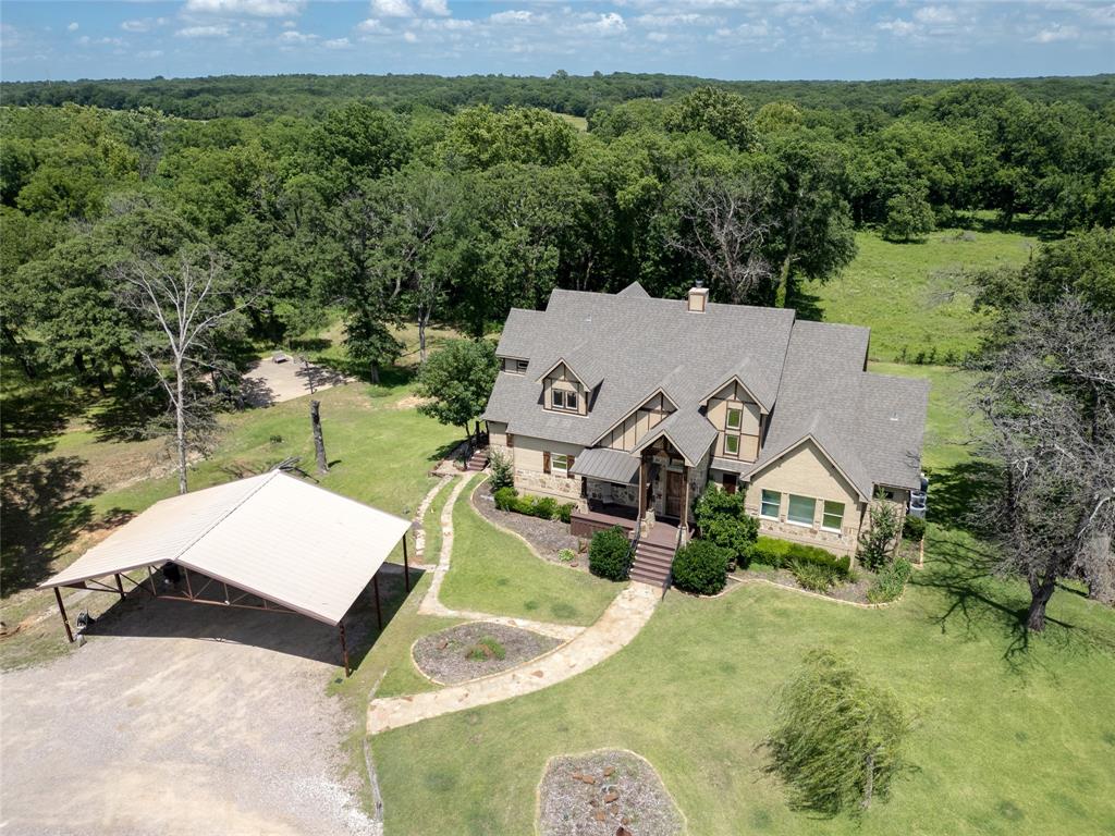 1510 Hawkins Road Whitesboro, TX 76273 - Photo 8 of 40