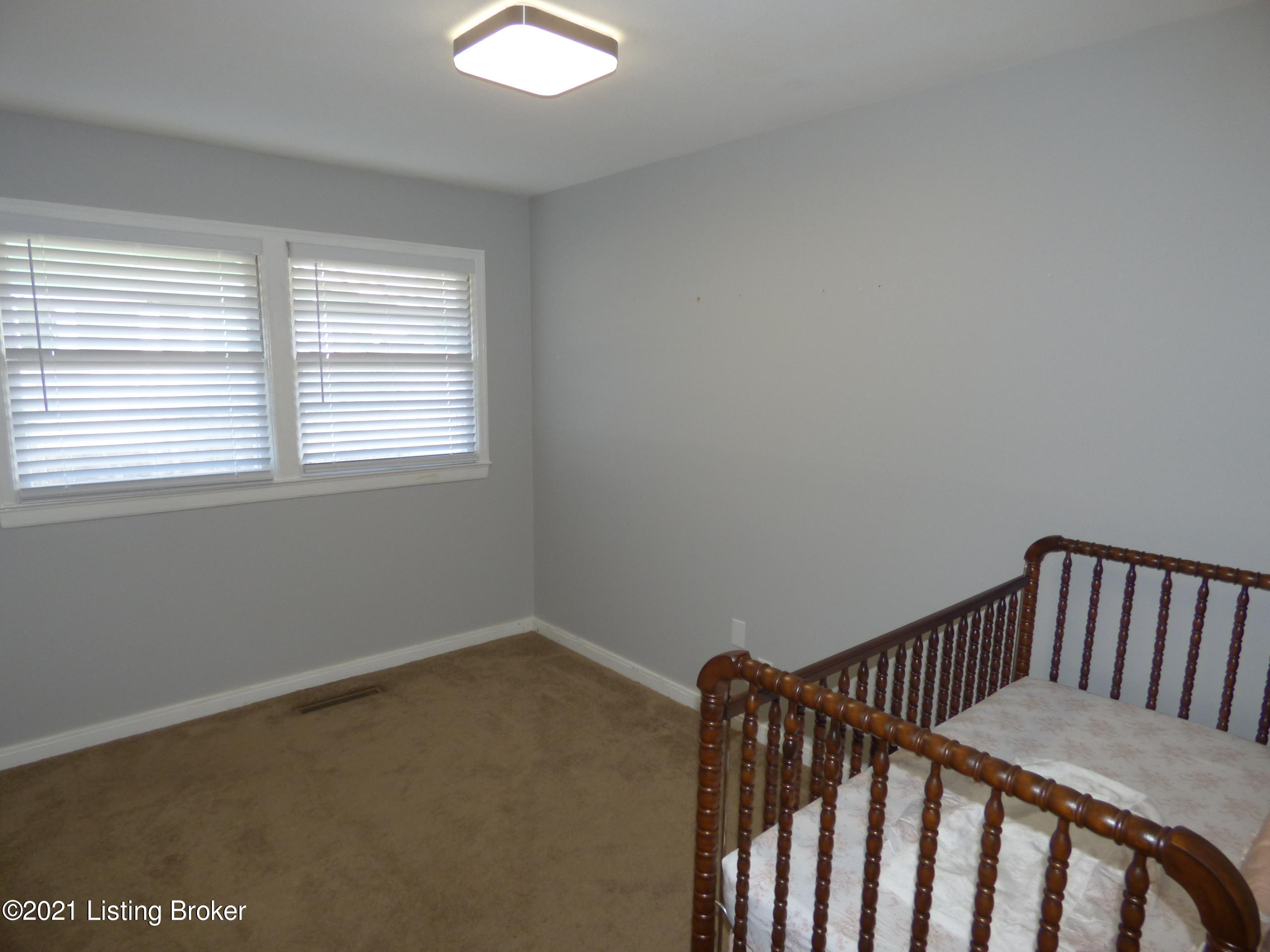 3109 Rosedale Boulevard Louisville, KY 40220 - Photo 26 of 40 P1310636