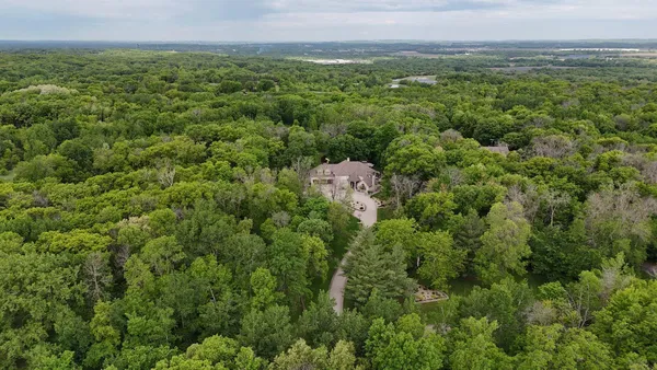 $1,190,000 | 22905 Grove Wood Lane, Cold Spring, MN 56320