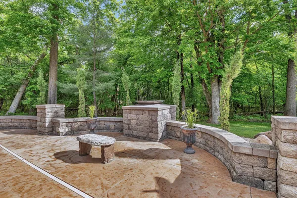 $1,190,000 | 22905 Grove Wood Lane, Cold Spring, MN 56320
