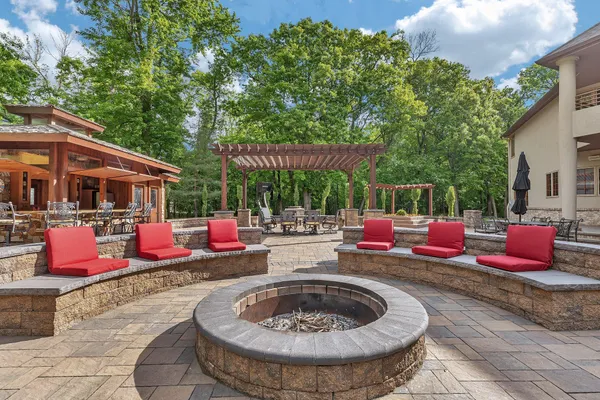 $1,190,000 | 22905 Grove Wood Lane, Cold Spring, MN 56320