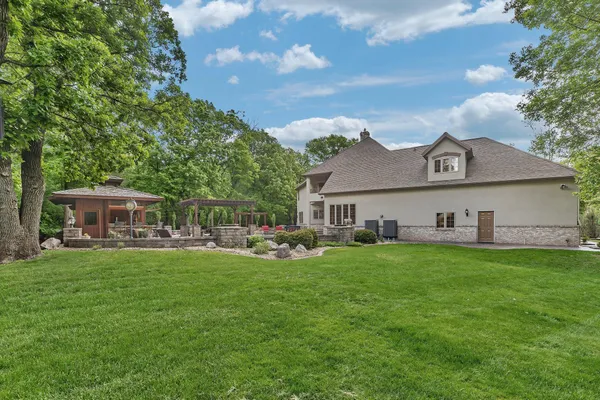 $1,190,000 | 22905 Grove Wood Lane, Cold Spring, MN 56320