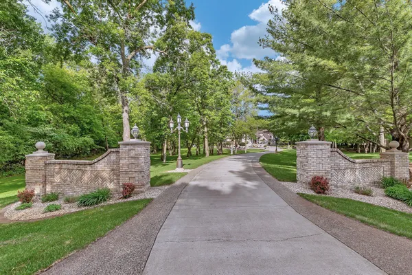$1,190,000 | 22905 Grove Wood Lane, Cold Spring, MN 56320