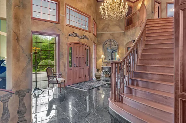 $1,190,000 | 22905 Grove Wood Lane, Cold Spring, MN 56320