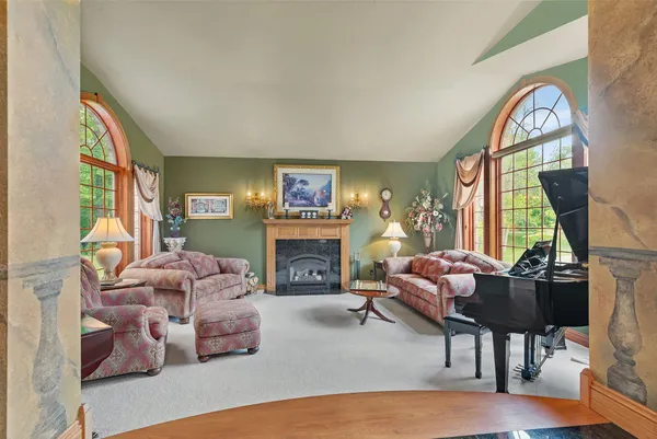 $1,190,000 | 22905 Grove Wood Lane, Cold Spring, MN 56320