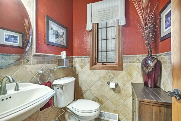 $1,190,000 | 22905 Grove Wood Lane, Cold Spring, MN 56320