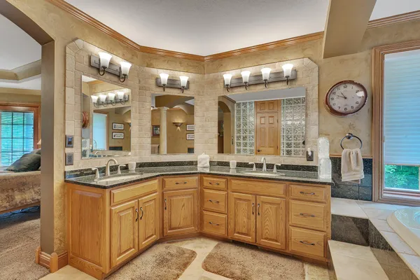 $1,190,000 | 22905 Grove Wood Lane, Cold Spring, MN 56320