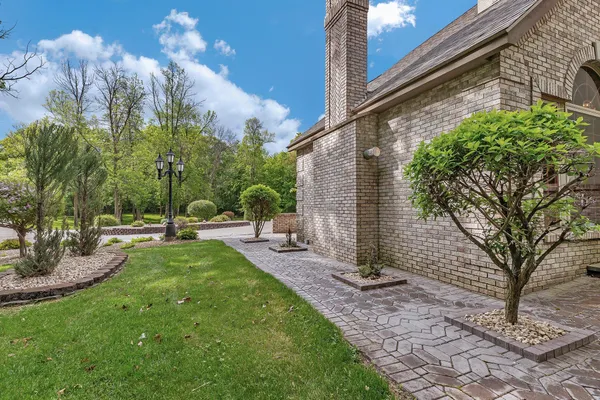 $1,190,000 | 22905 Grove Wood Lane, Cold Spring, MN 56320