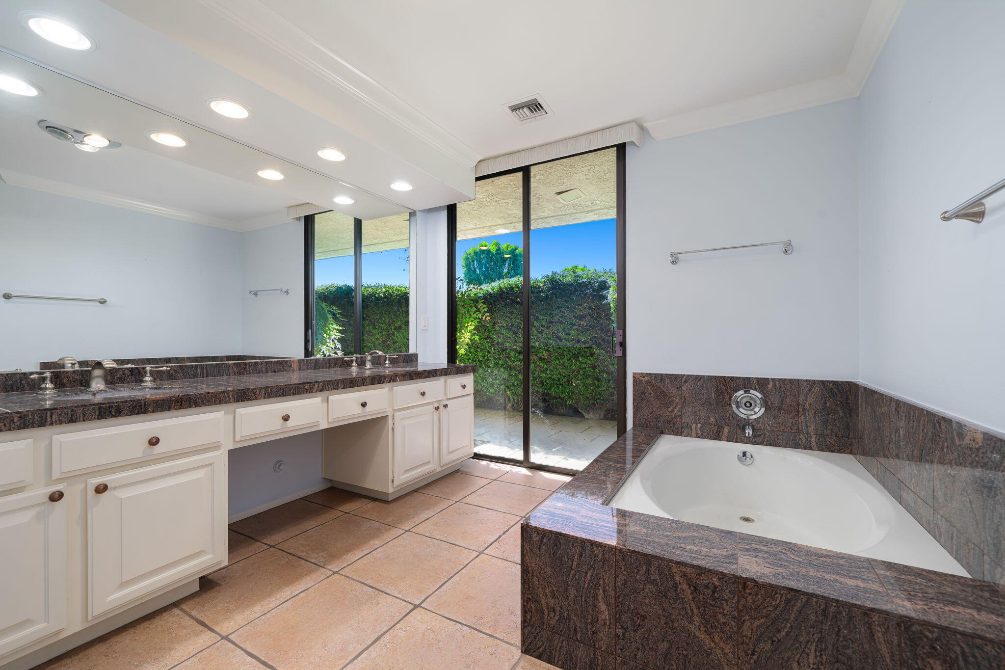 13 Duke Drive Rancho Mirage, CA 92270 - Photo 42 of 68 42-web-or-mls-DRDuke_OPMG_1125_042