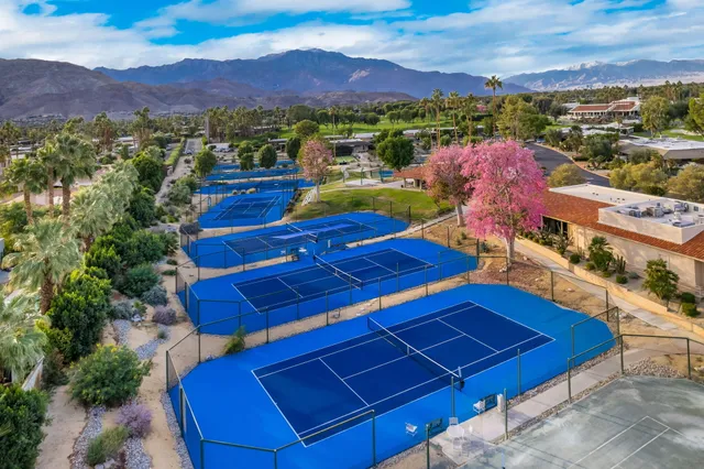 $950,000 | 13 Duke Drive, Rancho Mirage, CA 92270