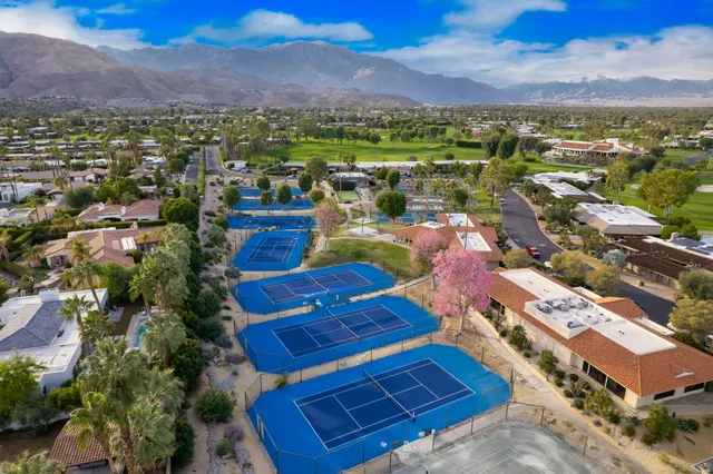 $950,000 | 13 Duke Drive, Rancho Mirage, CA 92270