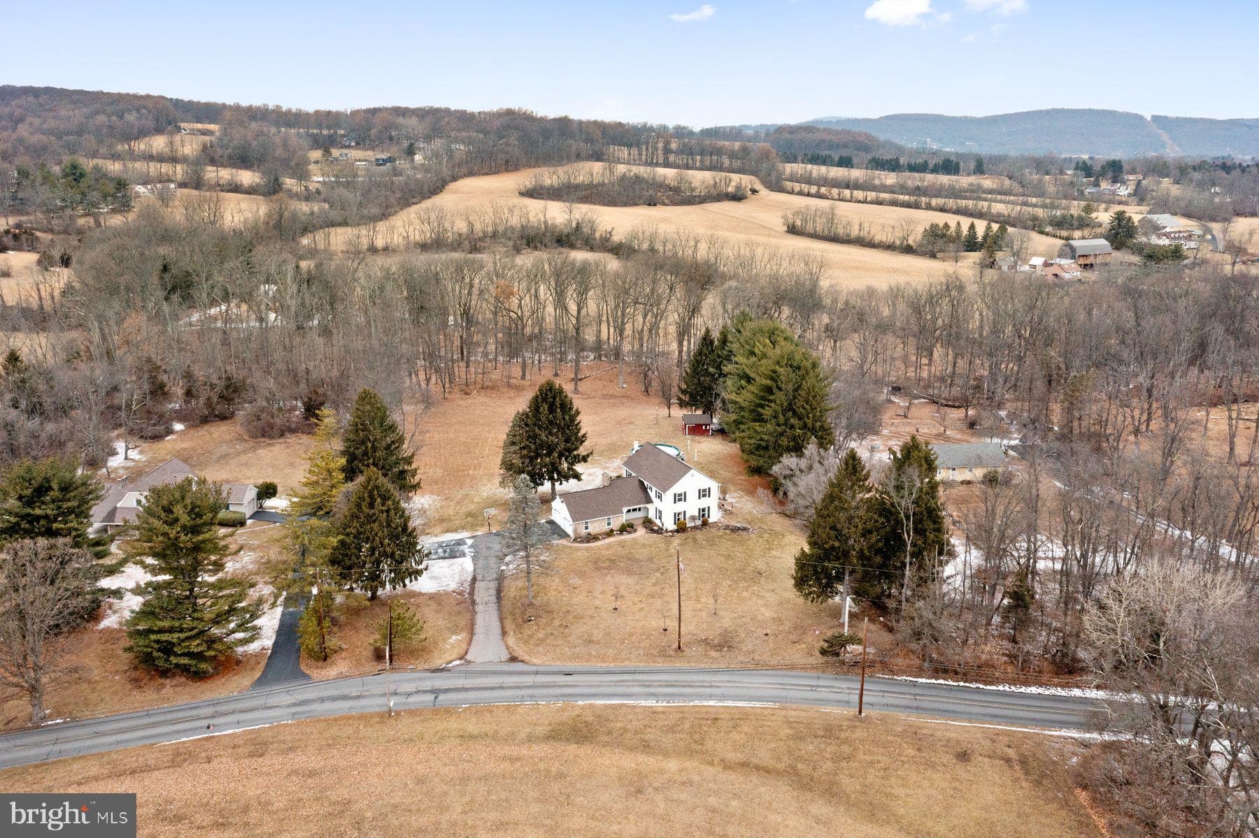 1801 Pleasant View Road Coopersburg, PA 18036 - Photo 4 of 46 Gallery Image 4