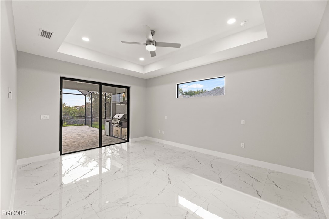 2829 Southwest 25th Place Cape Coral, FL 33914 - Photo 16 of 45 en view of an empty room