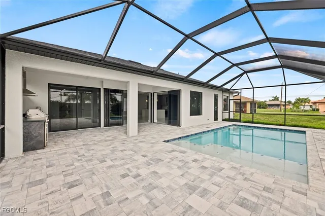 $599,900 | 2829 Southwest 25th Place, Cape Coral, FL 33914