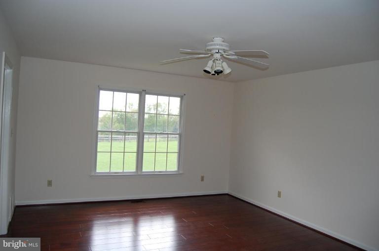 13301 Jimtown Road Thurmont, MD 21788 - Photo 19 of 30 Master Bedroom