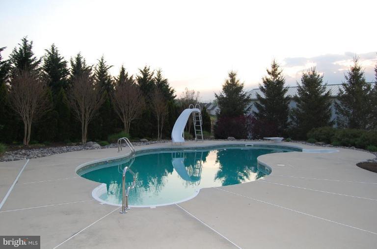 13301 Jimtown Road Thurmont, MD 21788 - Photo 7 of 30 Swimming Pool 2