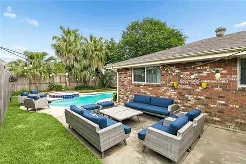 $335,000 | 4513 St Mary Street, Metairie, LA 70006