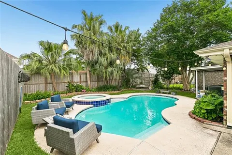 $335,000 | 4513 St Mary Street, Metairie, LA 70006