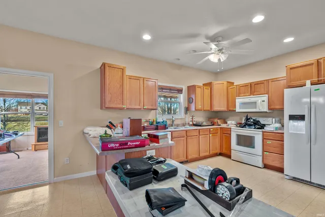 3926 Ravens Cove Run, Fort Wayne, IN 46818