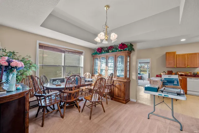 3926 Ravens Cove Run, Fort Wayne, IN 46818