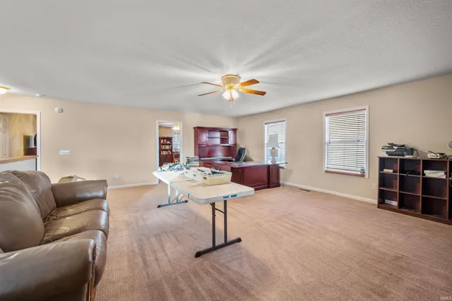 3926 Ravens Cove Run, Fort Wayne, IN 46818