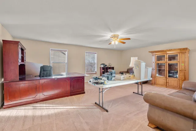 3926 Ravens Cove Run, Fort Wayne, IN 46818