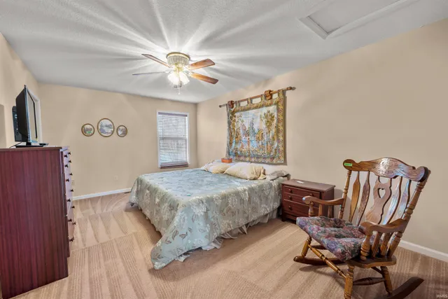 3926 Ravens Cove Run, Fort Wayne, IN 46818