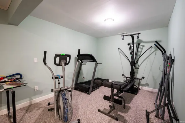 3926 Ravens Cove Run, Fort Wayne, IN 46818