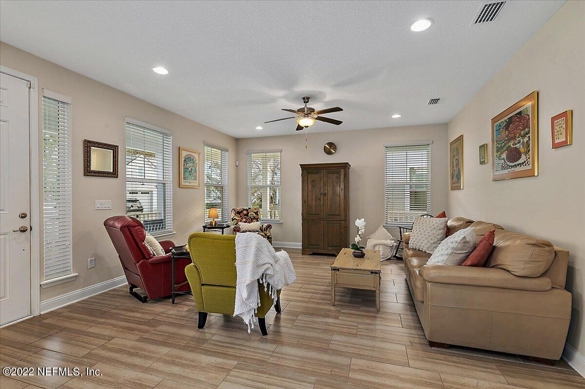 655 Sternwheel Drive St. Johns, FL 32259 - Photo 6 of 42 Living Room