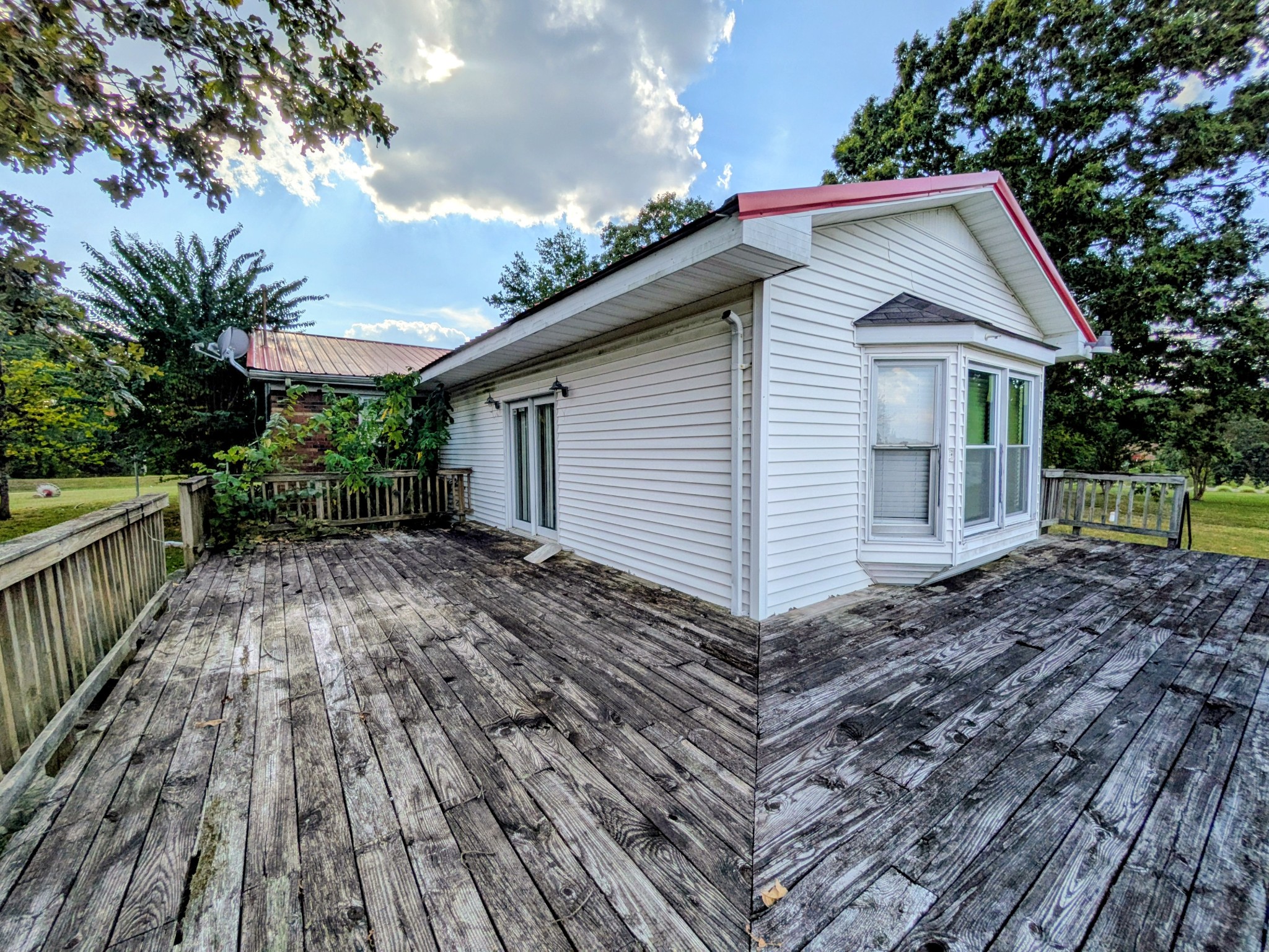 3416 Erin Road McEwen, TN 37101 - Photo 37 of 43 a backyard of a house