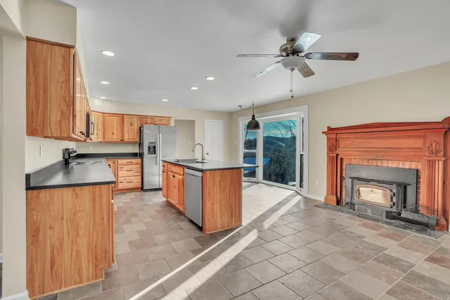 $624,900 | 7923 Poor Mountain Road, Bent Mountain, VA 24059