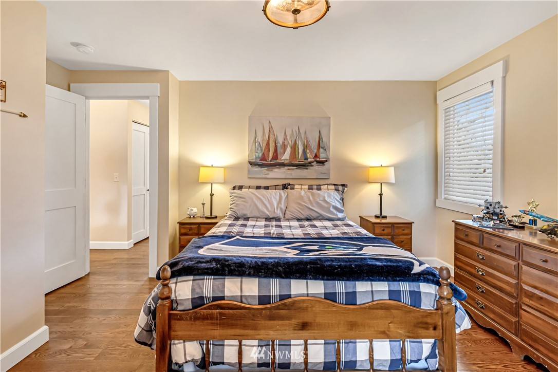 608 212th Street Southwest Bothell, WA 98021 - Photo 14 of 21