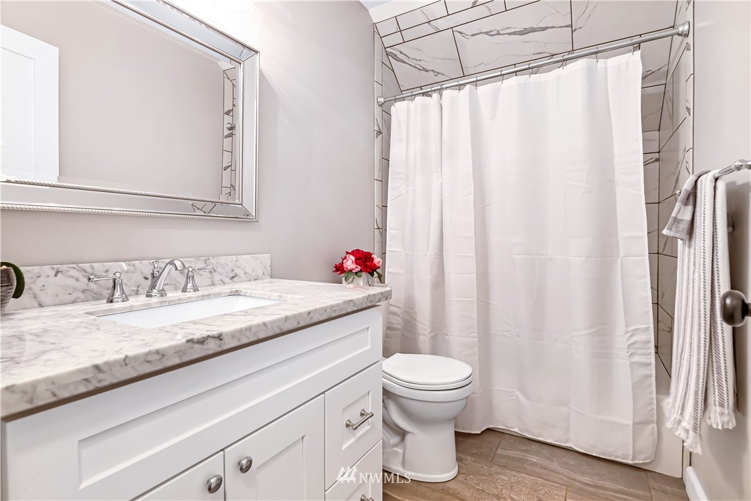 608 212th Street Southwest Bothell, WA 98021 - Photo 17 of 21