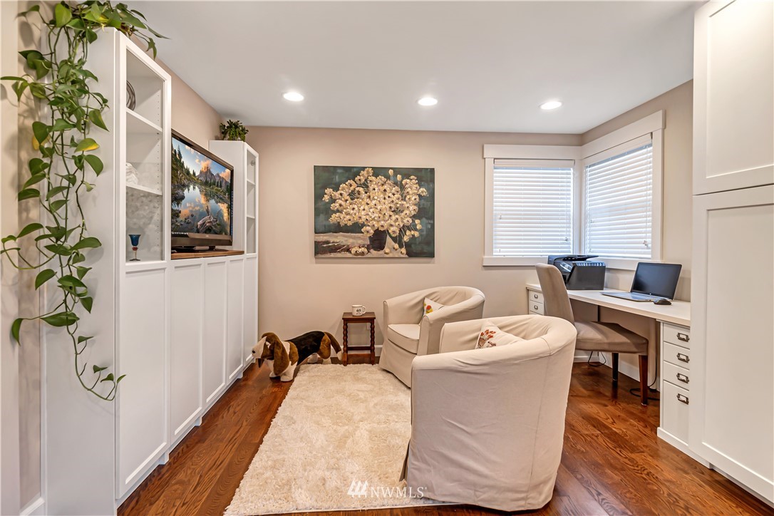 608 212th Street Southwest Bothell, WA 98021 - Photo 10 of 21