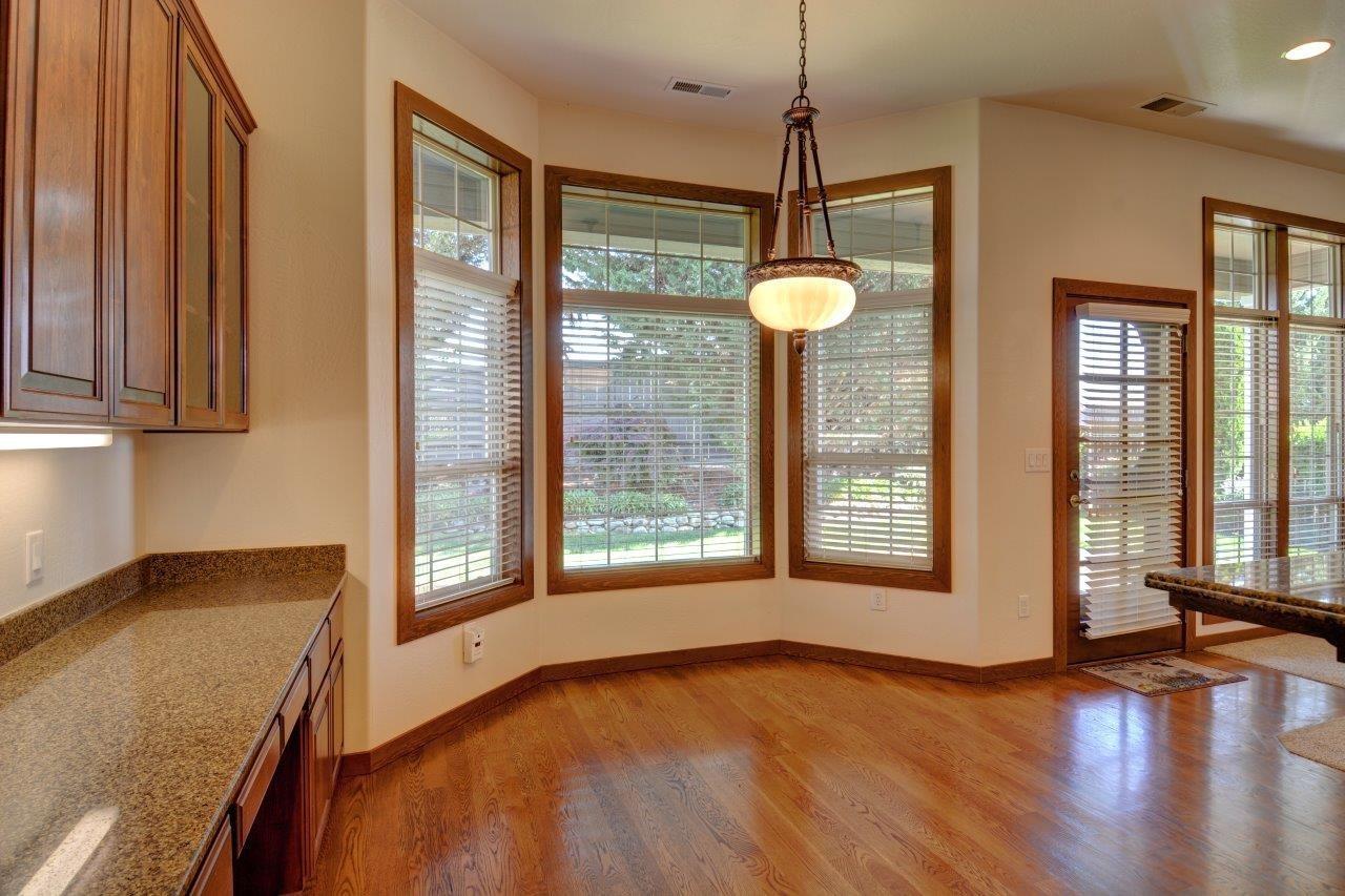 346 Ridgeway Avenue Central Point, OR 97502 - Photo 18 of 24 Additional Photo