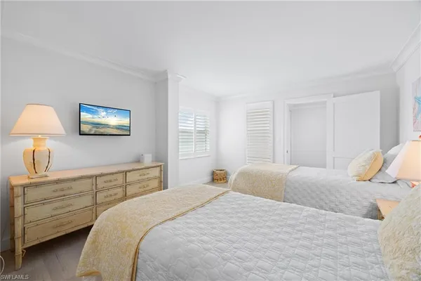 $17,000 | 3443 Gulf Shore Boulevard North, Unit 509, Naples, FL 34103