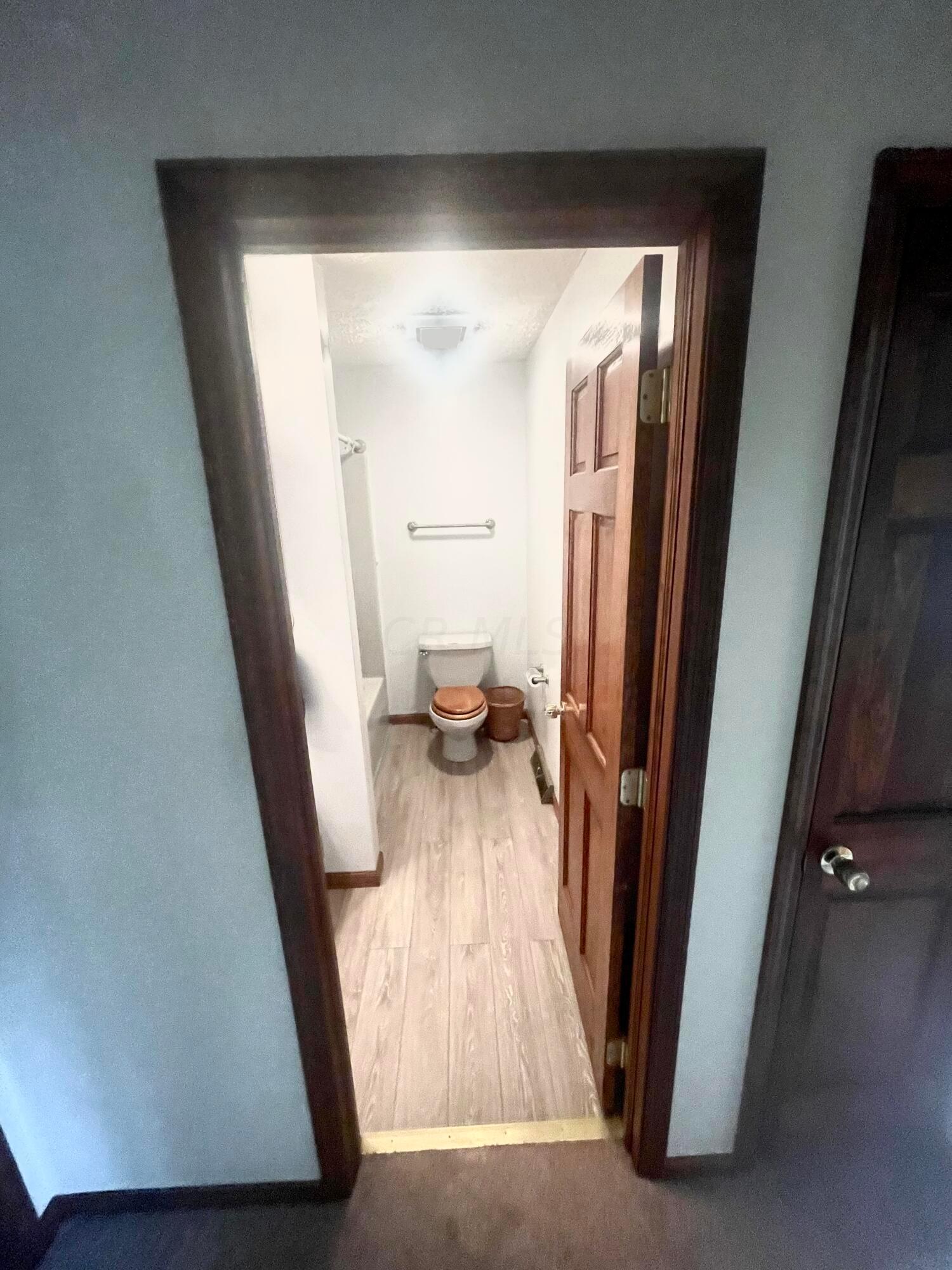 404 Ridgedale Drive Circleville, OH 43113 - Photo 40 of 42 DD0224F7-25BA-442D-9C37-80579D7251FD