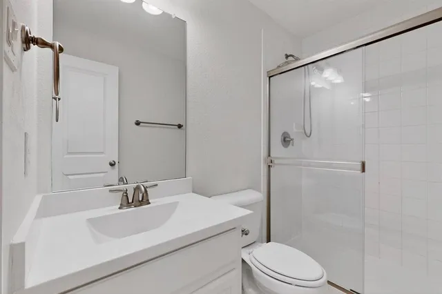 $3,995 | 5016 Kadin Lane, Lewisville, TX 75056