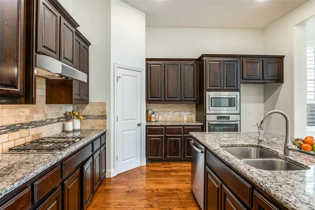 $3,995 | 5016 Kadin Lane, Lewisville, TX 75056