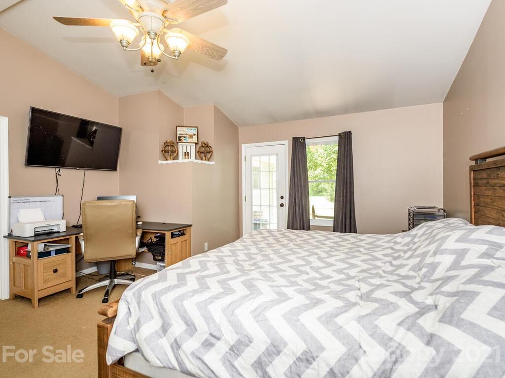 126 Snelson Road Alexander, NC 28701 - Photo 15 of 41 Gallery Image 15