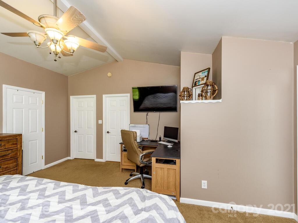 126 Snelson Road Alexander, NC 28701 - Photo 17 of 41 Gallery Image 17