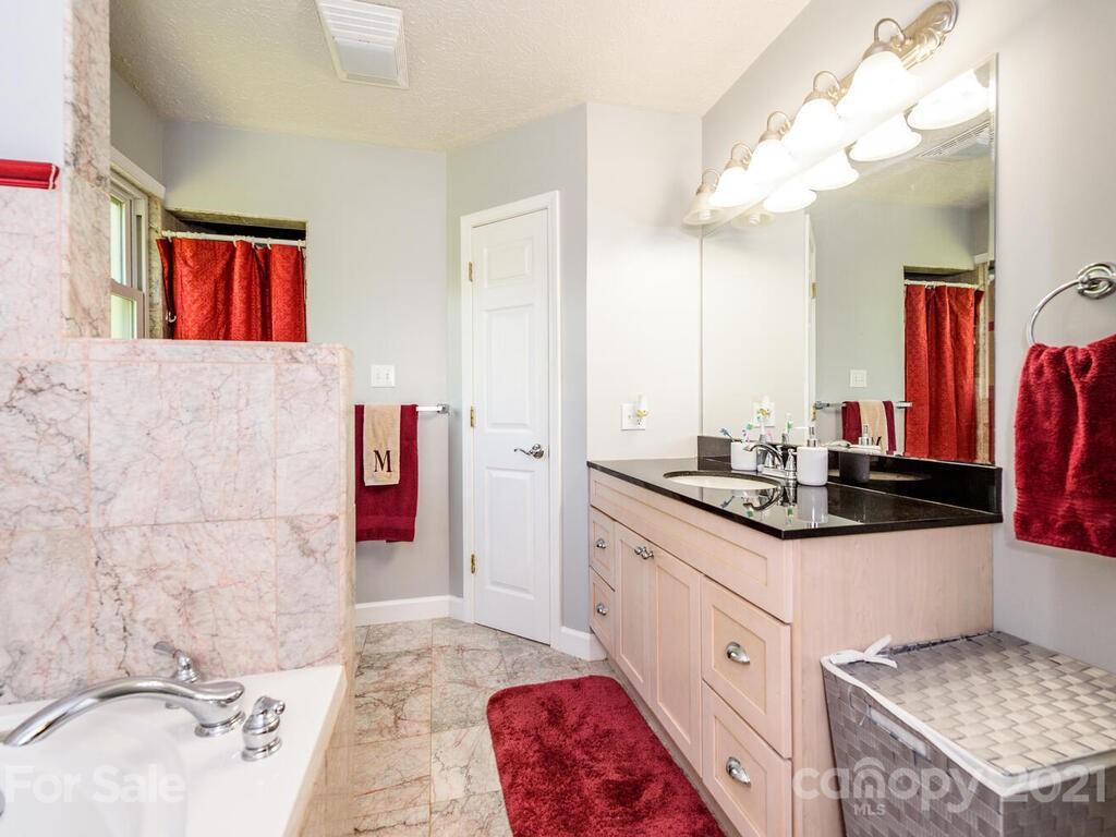 126 Snelson Road Alexander, NC 28701 - Photo 18 of 41 Gallery Image 18