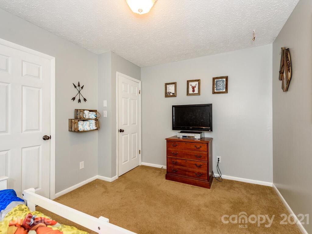 126 Snelson Road Alexander, NC 28701 - Photo 20 of 41 Gallery Image 20
