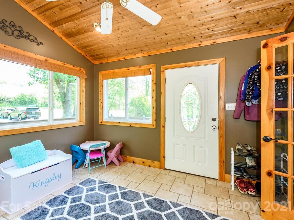 126 Snelson Road Alexander, NC 28701 - Photo 7 of 41 Gallery Image 7