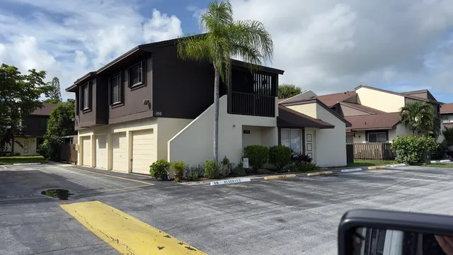 $2,195 | 5340 Bosque Lane, Unit 98, West Palm Beach, FL 33415
