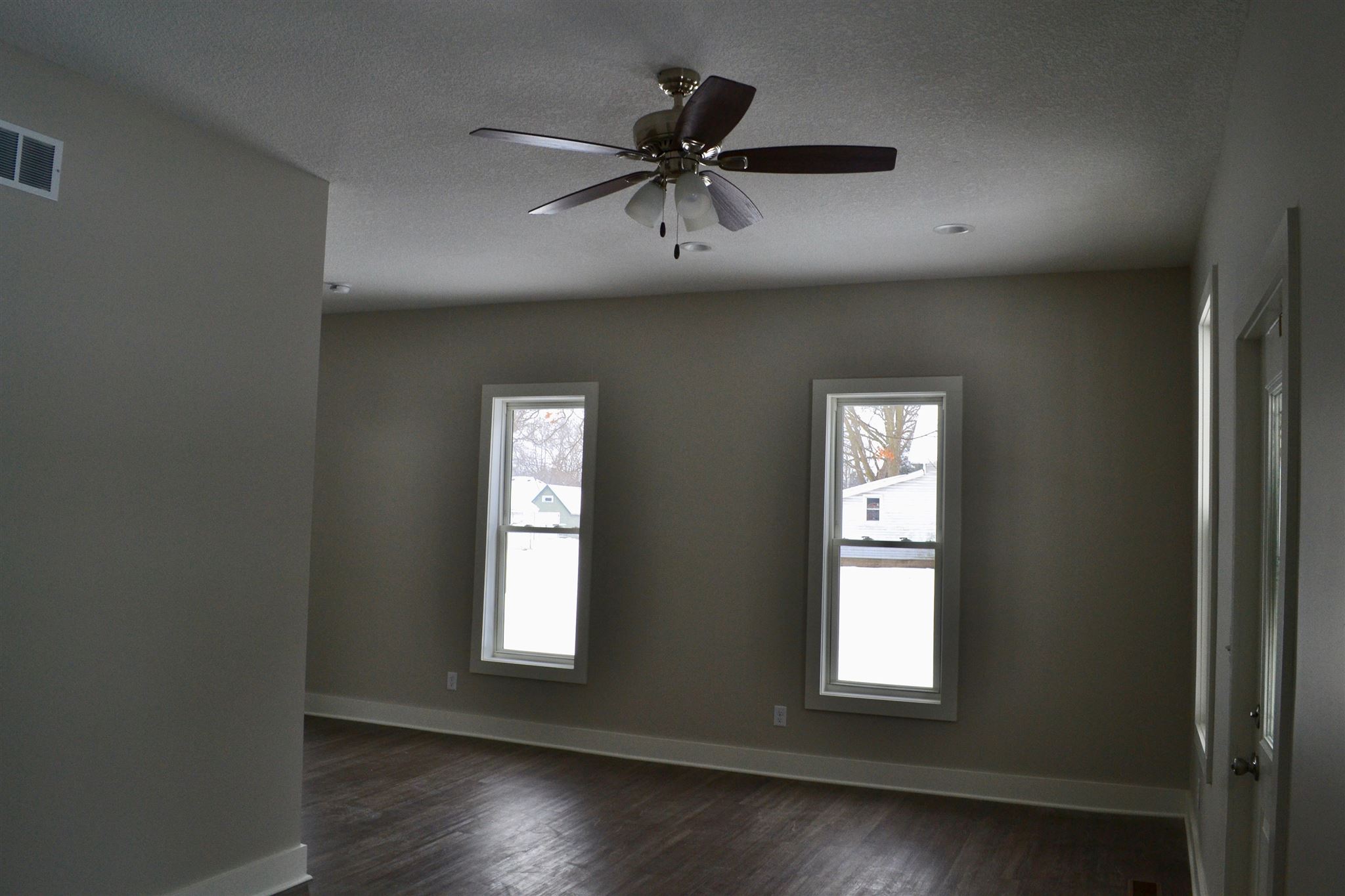1217 Elm Street Rochester, IN 46975 - Photo 2 of 28