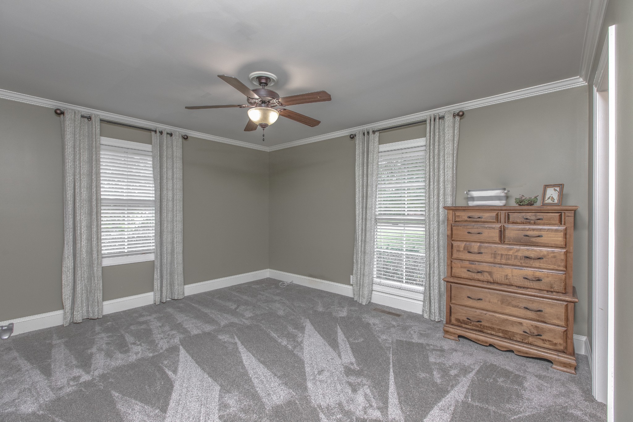 2013 Stratford Road Murfreesboro, TN 37129 - Photo 26 of 46 a view of room with closet and fan